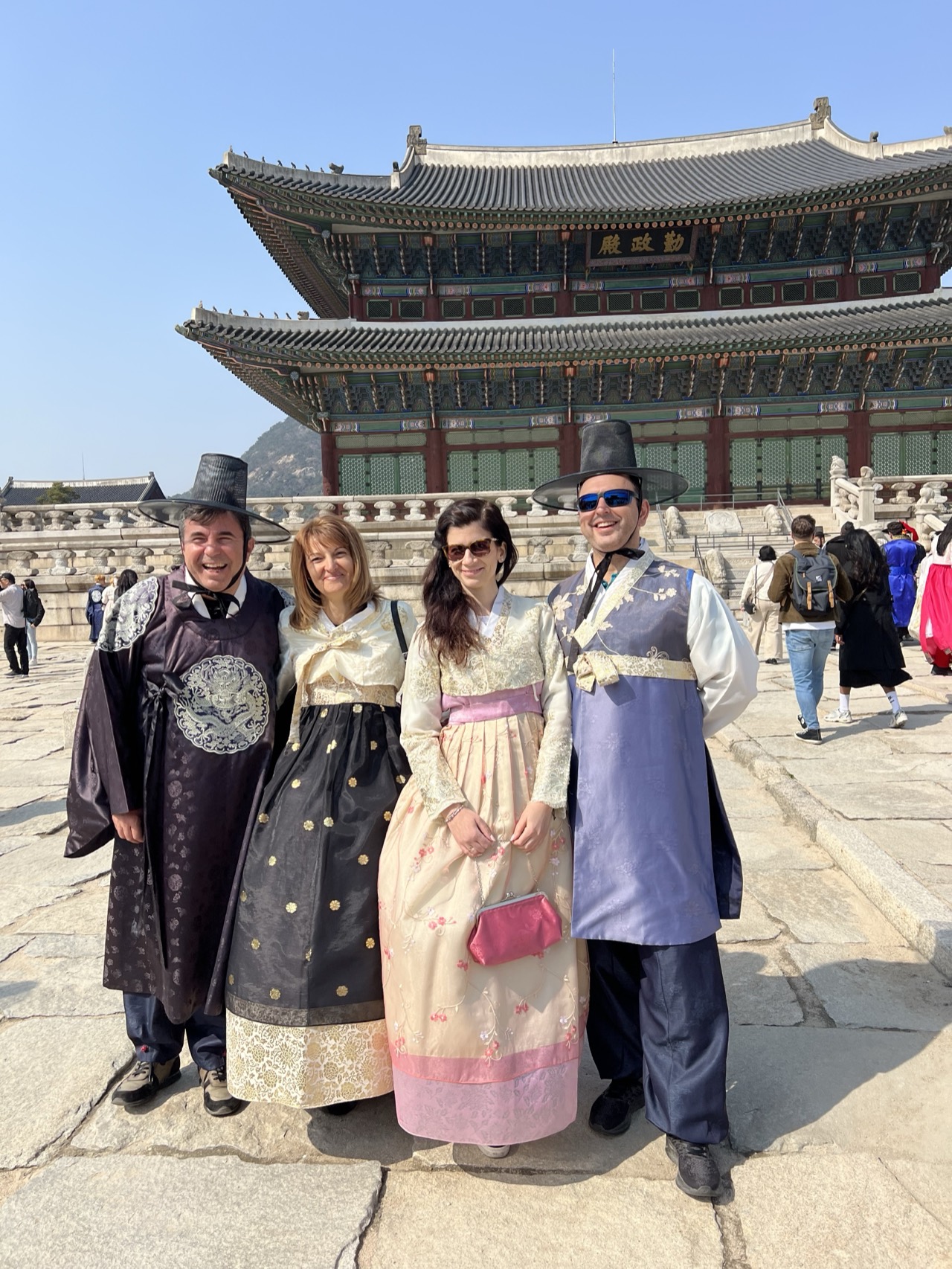 Guests in hanbok at Gyeongbokgung Palace